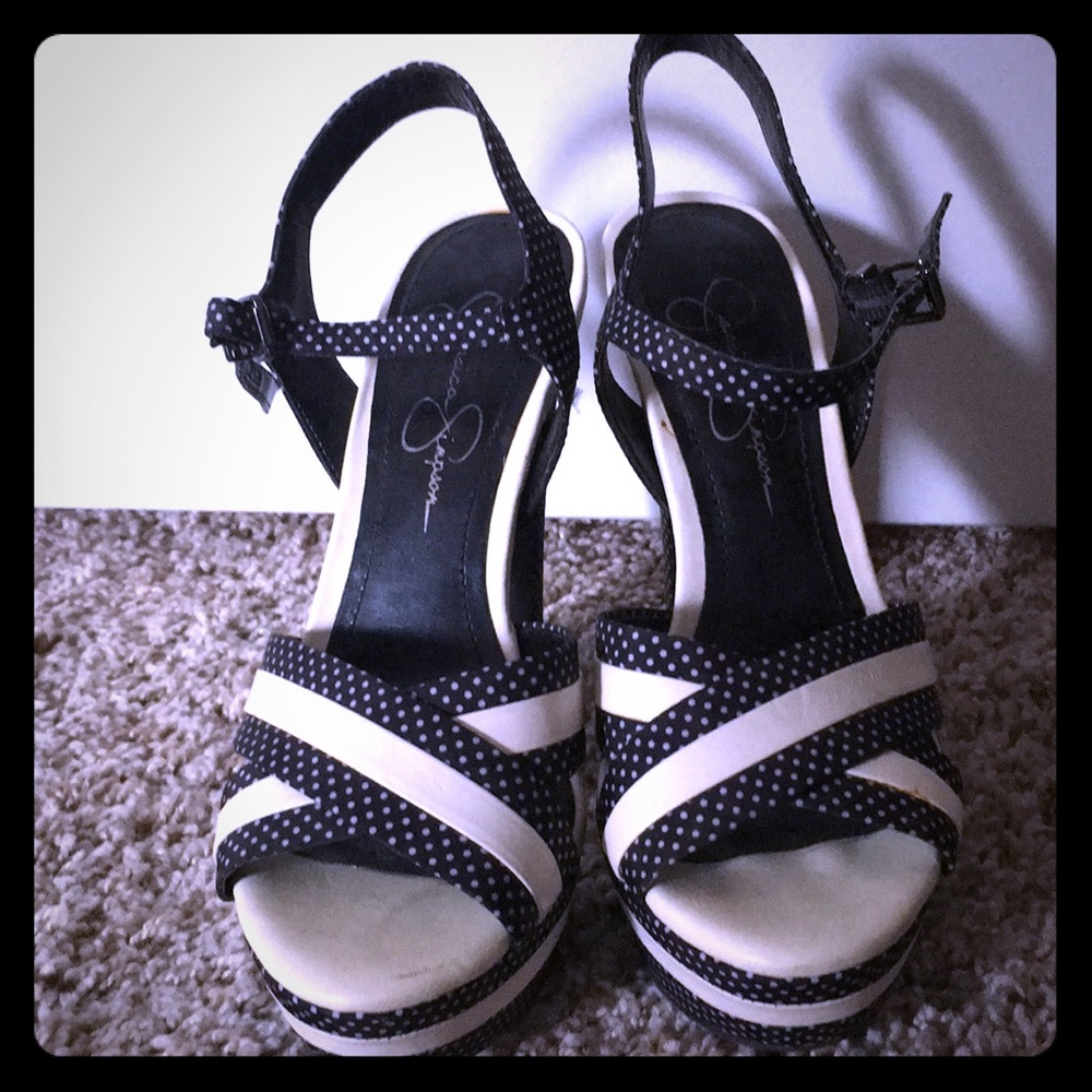 Perfect summer heel!